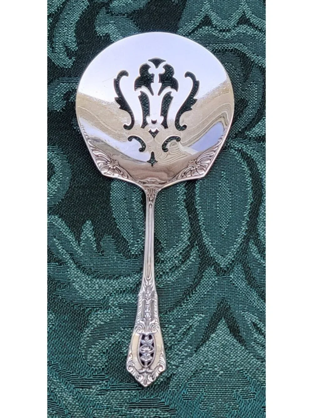 Rose Point Wallace Sterling Silver Bon Bon Server Candy Nut Spoon Pierced